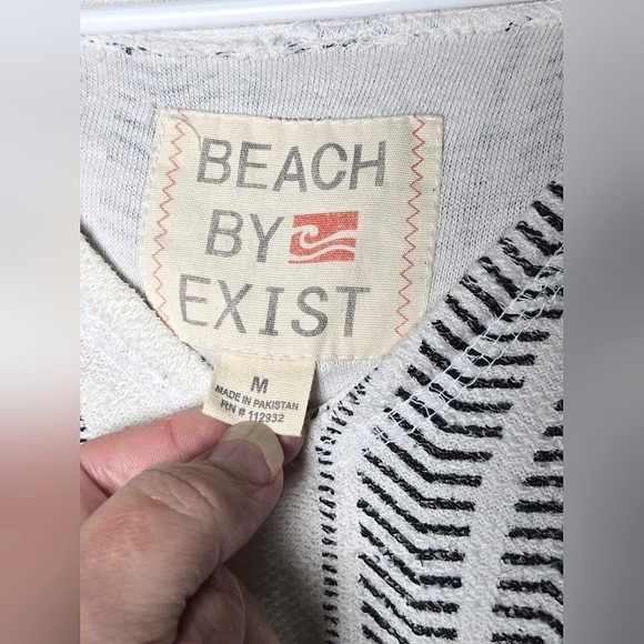 Women's Beach By Exist Baja Beach Pullover Hoodie, Size Medium - Picture 4 of 5